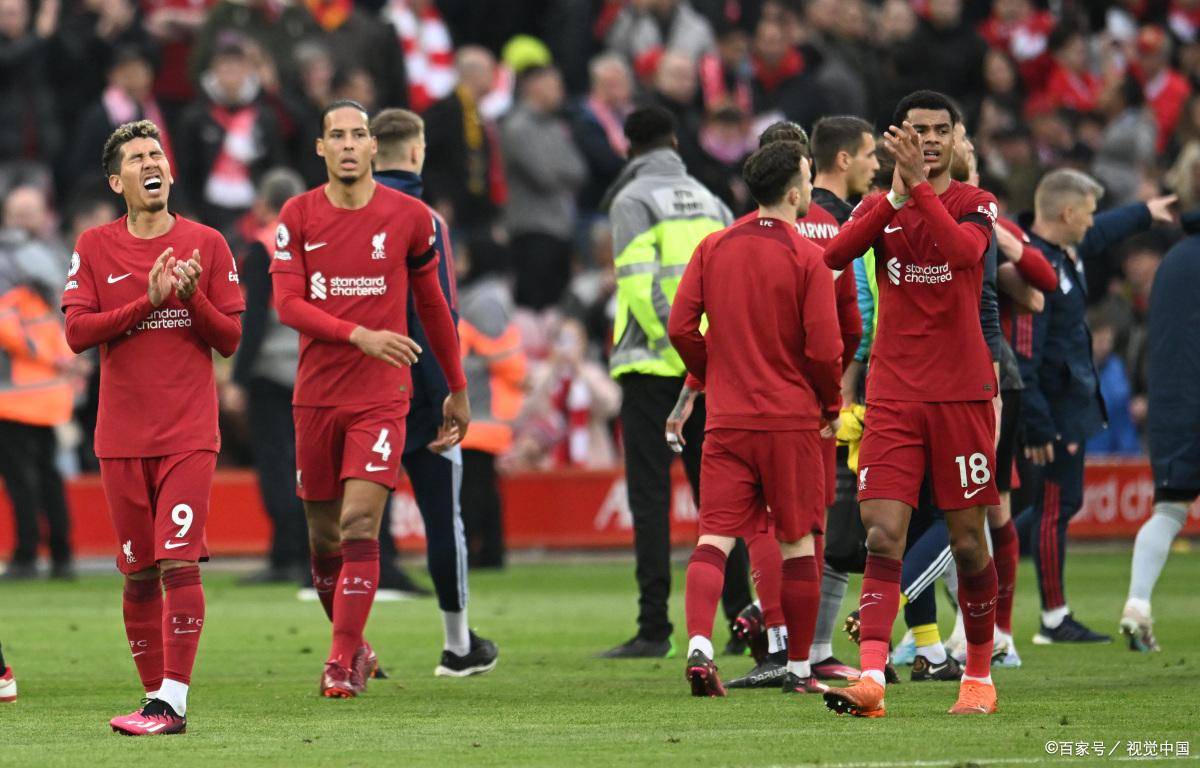 JackeyLove与40激战曼联分钟,比赛局势复杂胜负难料!,内马尔焦点对战赛场气氛高涨的简单介绍 JackeyLove与40激战曼联分钟,比赛局势复杂胜负难料!,内马尔焦点对战赛场气氛高涨的简单介绍