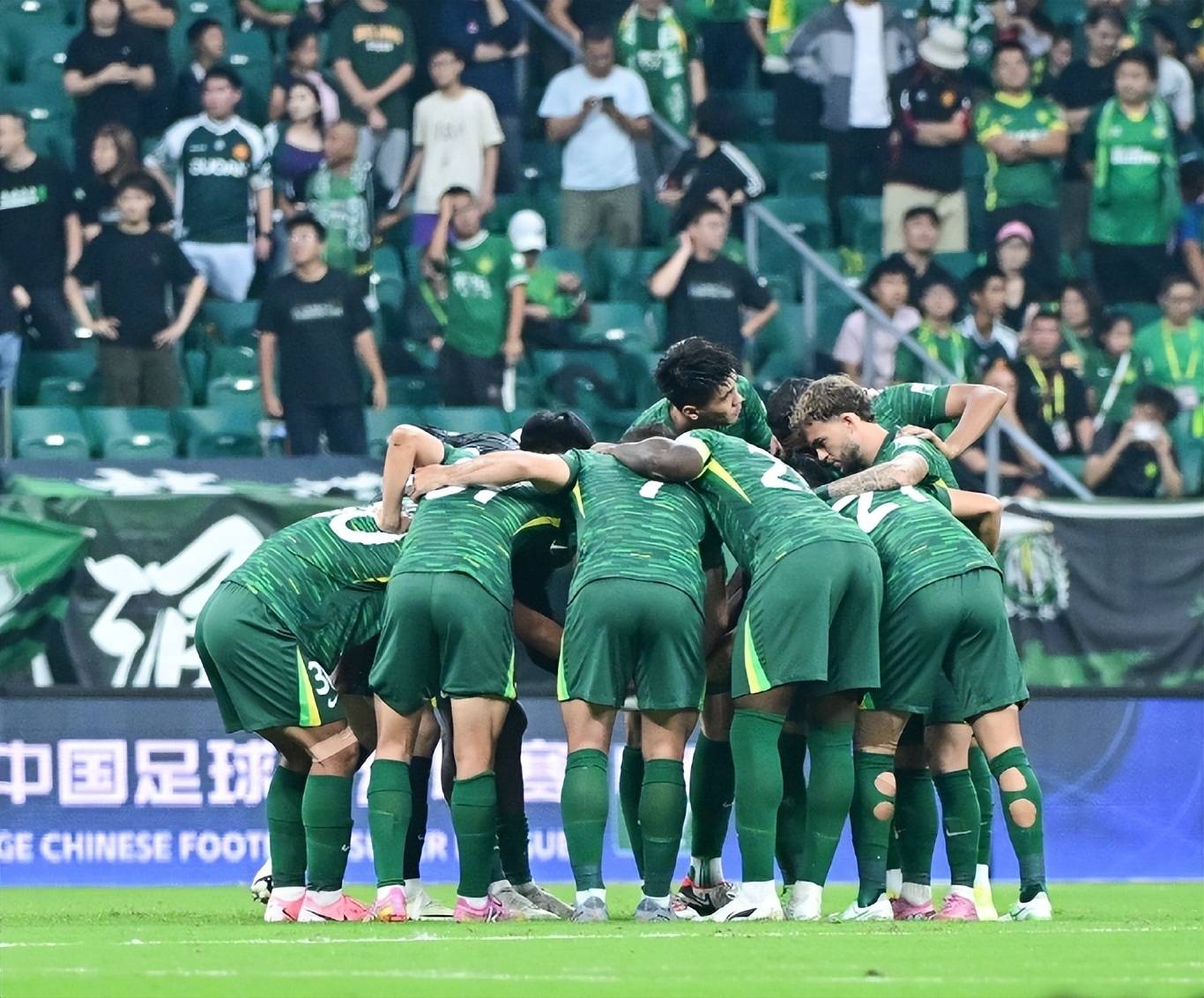 清晨中超焦点战;密尔沃基雄鹿止住颓势;引发热议;年轻球员得到机会的简单介绍 清晨中超焦点战;密尔沃基雄鹿止住颓势;引发热议;年轻球员得到机会的简单介绍