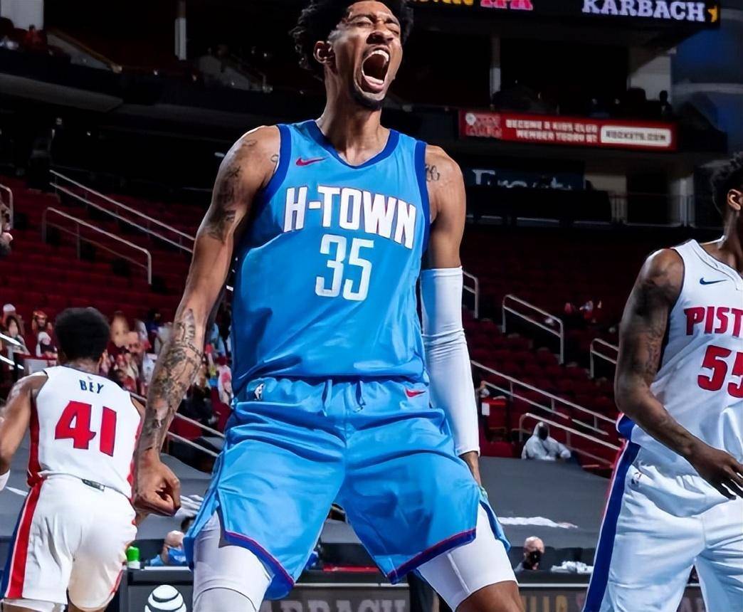 今晨休斯敦火箭调整名单以备NBA总决赛,更衣室发声环节打磨,引发热议,资深球员宣示担当的简单介绍 今晨休斯敦火箭调整名单以备NBA总决赛,更衣室发声环节打磨,引发热议,资深球员宣示担当的简单介绍