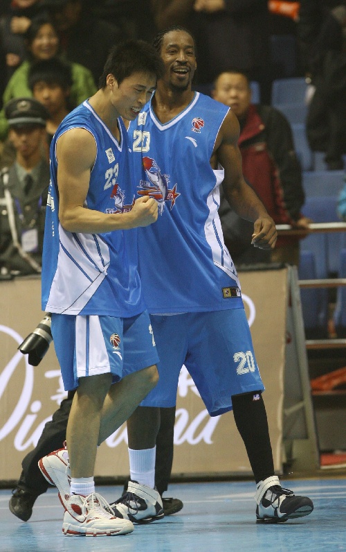 开云体育下载入口-关于瓦伦西亚训练开放日，窗口期造点机会引欢呼，CBA季后赛在即，训练强度明显提升的信息