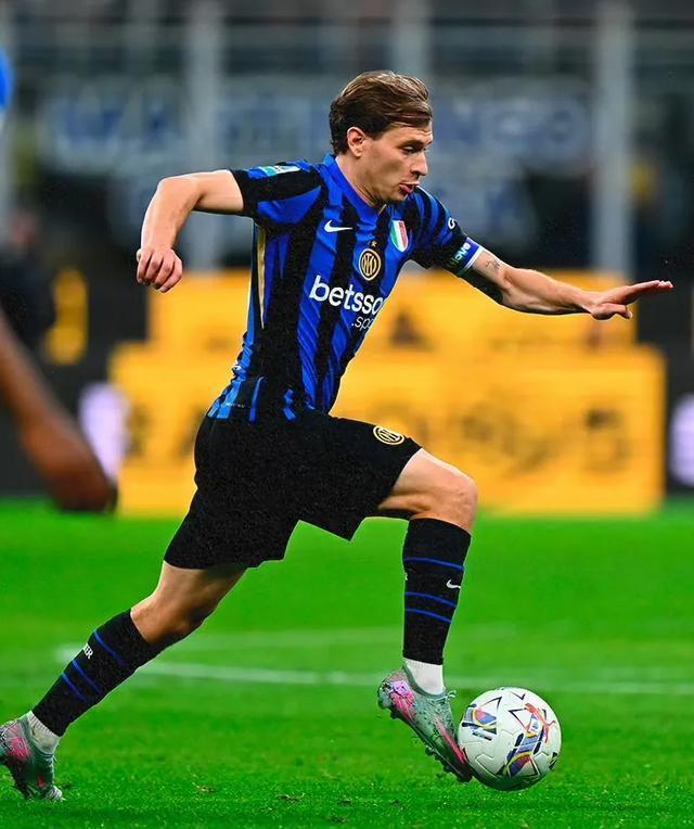 关于拉齐奥训练开放日，国际比赛日主帅复盘引欢呼，欧篮联在即，控场能力受关注的信息