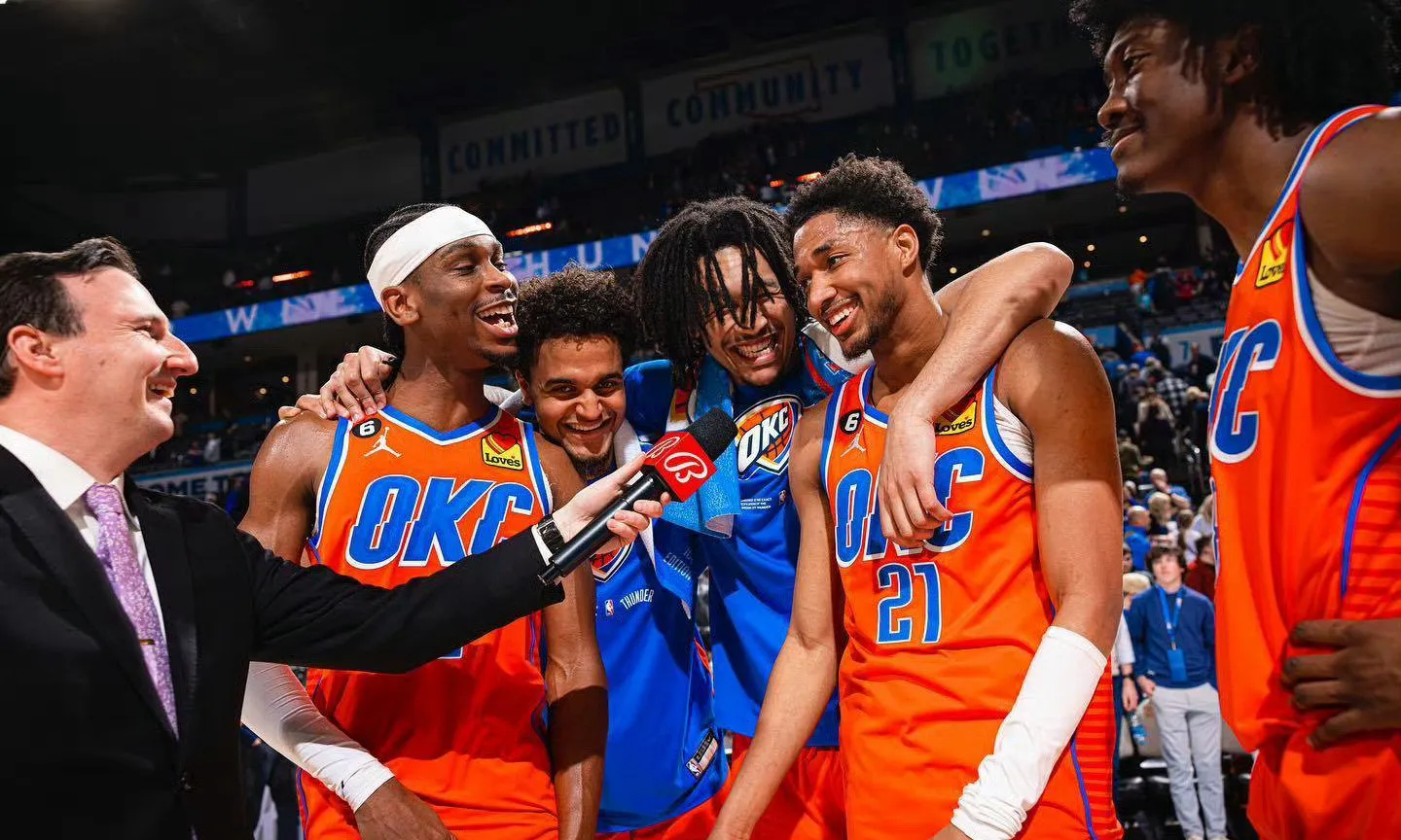 包含窗口期NBA总决赛传出新动向；俄克拉荷马雷霆队长鼓劲；管理层表态：态度坚定；更衣室氛围转暖的词条