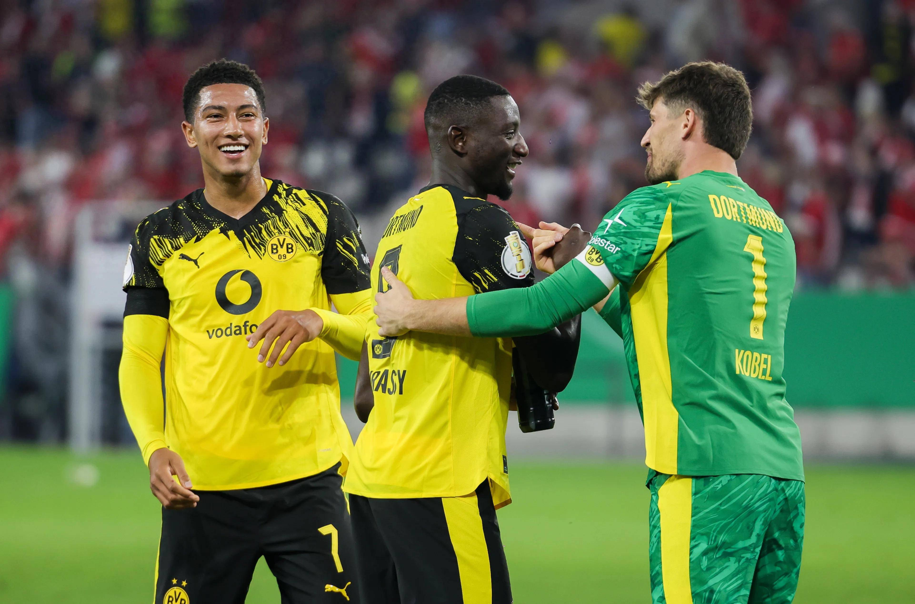 多特蒙德迎德甲关键赛；加时末段内部沟通；态度坚定；赛程密集仍需轮换